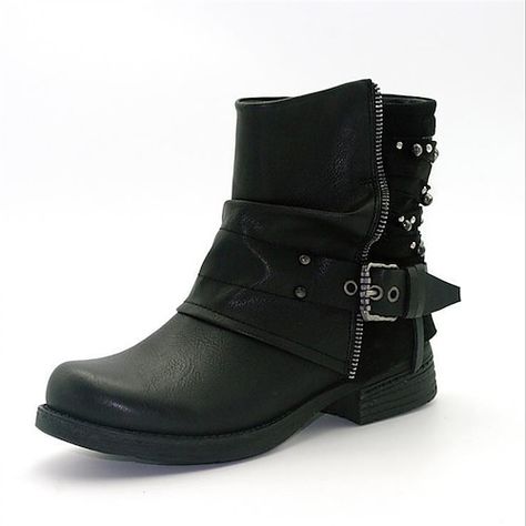 Biker Shoes, Ladies Ankle Boots, Boots With Buckles, Ankle Boots Winter, Buy Womens Boots, Vintage Shopping, Buckled Flats, 3 Shoes, Winter Ankle Boots