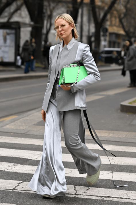 The 50 Best Street Style Looks from Milan Fashion Week February 2023 Milan Fashion 2023, High Street Fashion 2023, Milan Fashion Week 2023 Street Style, Melbourne Fashion Week, Street Style Trends 2023, Milan Street Style 2023, Grey Street Style, Milan Fashion Week 2023, Grey Outfits