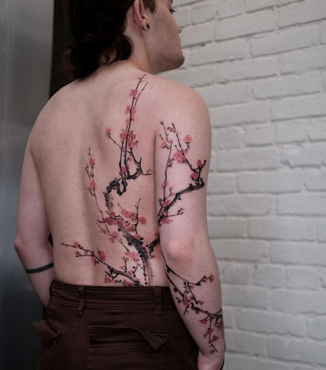 Plum blossom tattoo by graffittoo Sakura Back Tattoo, Plum Flower Tattoo, Cherry Blossom Branch Tattoo, Plum Blossom Tattoo, Tattoo Guys, Tatts Ideas, Tattoo House, 2024 Energy, Tattoo Japanese Style