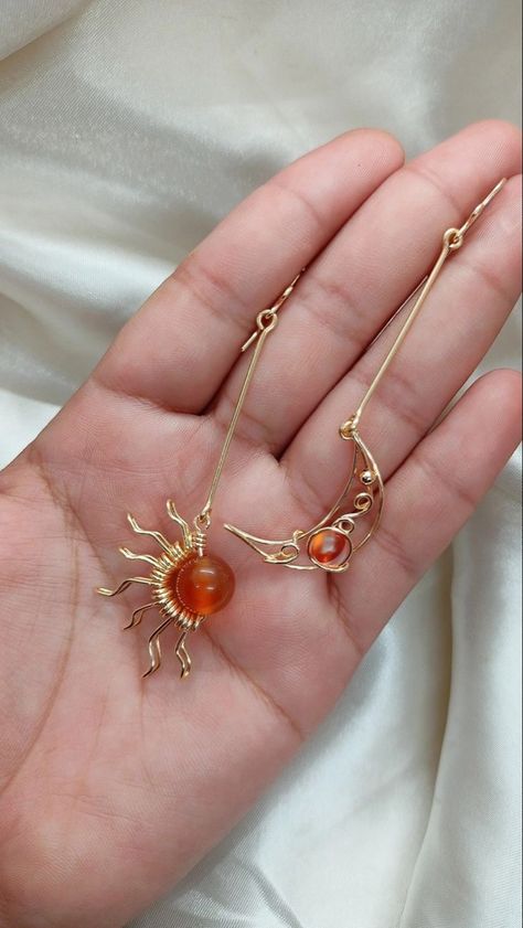 Wire Leaf Jewelry, Handmade Wire Jewelry Earrings, Diy Jewelry Wire, Beaded Jewelry Designs Ideas, Simple Wire Jewelry, Wire And Bead Jewelry, Wire Jewelry Necklaces, Wire Jewelry Ideas, Handmade Jewellery Ideas