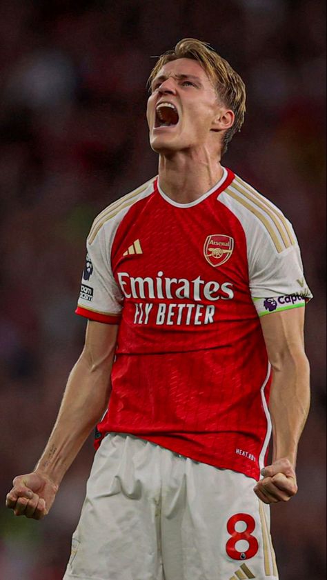 Martin Odegaard arsenal Odegaard Celebration, Martin Ødegaard Arsenal, Martin Odegaard Wallpaper, Arsenal Photo, Beckham Football, Arsenal Fc Wallpapers, Martin Odegaard, Martin Ødegaard, Team Logo Design