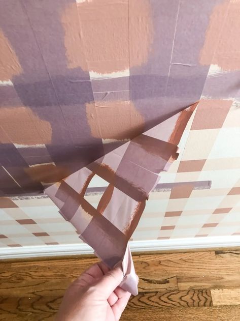 Painting Plaid Pattern, Plaid Walls Painted, Plaid Wallpaper Accent Wall, Painted Gingham Wall, Paint Plaid Pattern How To, Painting Pattern On Wall, Diy Stripes On Wall, Hand Painted Plaid Wall, Diy Plaid Painted Wall