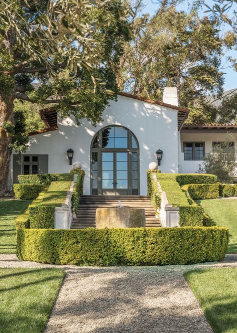 Montecito California Home, Montecito Landscaping, Montecito Aesthetic, Mediterranean Exteriors, Montecito Homes, Wallace Neff, Napa House, Exterior Stucco, Spanish Farmhouse