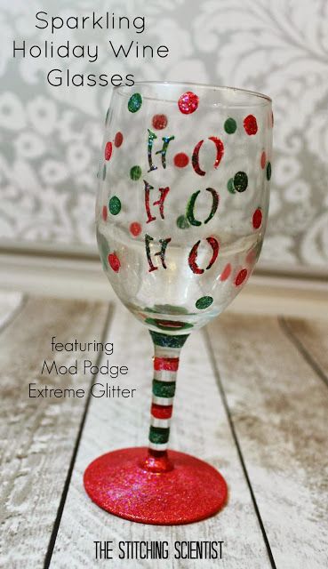 DIY Sparkling Holiday Wine Glasses | The Stitching Scientist Christmas Wine Glasses Diy, Hand Painted Wine Glasses Diy, Wine Glasses Painted, Painted Wine Glasses Christmas, Holiday Wine Glasses, Diy Wine Glasses Painted, Wine Advent Calendar, Christmas Wine Glasses, Diy Wine Glasses