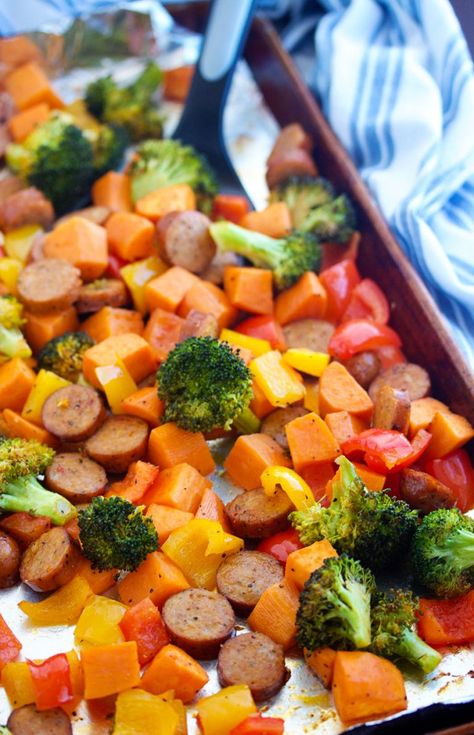 Sausage Peppers Sweet Potato Sheet Pan, Turkey Sausage And Sweet Potato Recipes, Sausage And Bell Peppers Recipes, Sweet Potato Sheet Pan Recipes, Sausage Sweet Potato Sheet Pan, Sweet Potato Bell Pepper, Sausage Sweet Potato Recipes, Sausage Broccoli, Pan Sausage