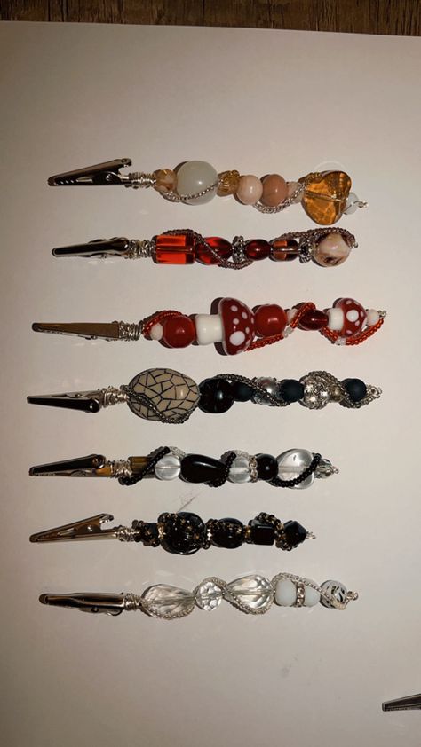 Polymer Clay Roach Clips, Roach Clips Crystal, Roach Clips Ideas Diy, Roach Clips Diy, Diy Roach Clip, Roach Clips Ideas, Roach Clips, Clip Ideas, Crystal Wands