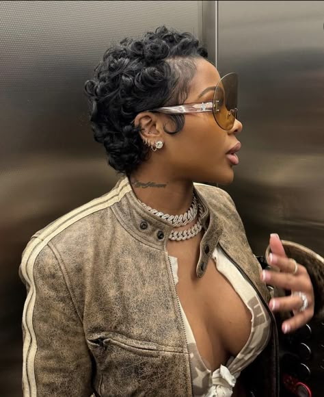 Finger Waves Short Hair, Short Natural Curly Hair, Short Curly Pixie, Jayda Wayda, Meagan Good, Natural Hair Short Cuts, Short Hair Black, Short Hair Pixie Cuts, Short Sassy Hair