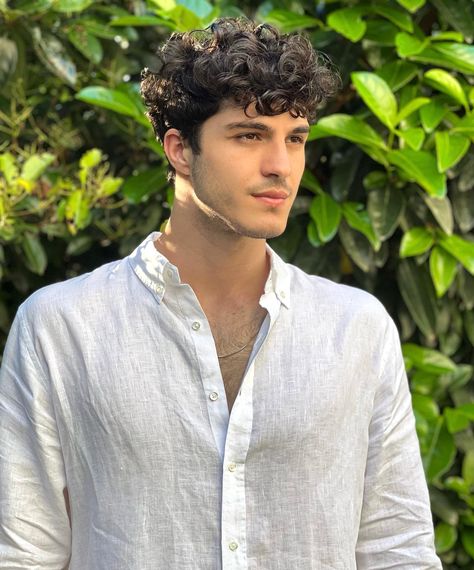 Male Haircuts Curly, Diy Fashion Projects, Gentleman Aesthetic, Unwanted Facial Hair, Skincare Routines, Turkish Drama, Boys With Curly Hair, Turkish Men, Grooming Tips