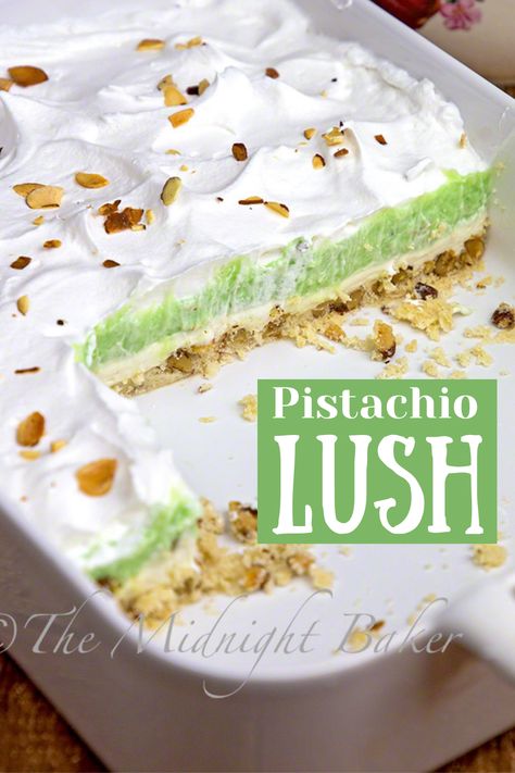 Pistachio Lush, Lush Dessert, Lush Cake, Pistachio Dessert, Jello Dessert Recipes, Bbq Parties, Pistachio Recipes, Fluff Desserts, Backyard Parties