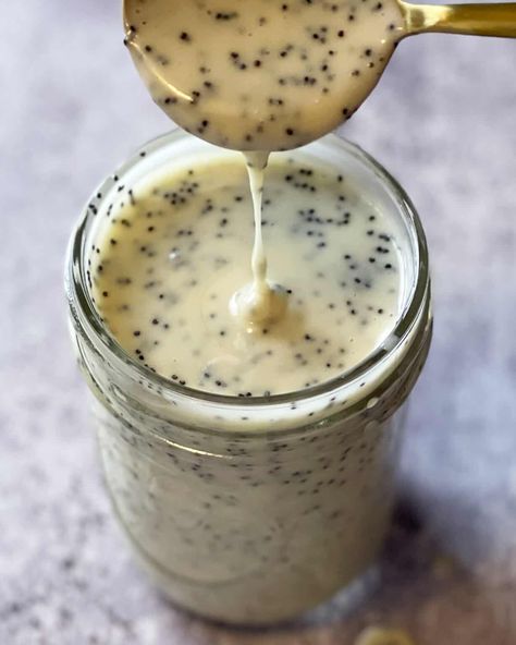 Honey Poppyseed Dressing, Poppyseed Dressing Recipe, Poppyseed Salad Dressing, Sweet Dressing, Poppyseed Dressing, Ranch Dressing Recipe, Poppy Seed Dressing, Pecan Salad, Salad Dressing Recipes Homemade