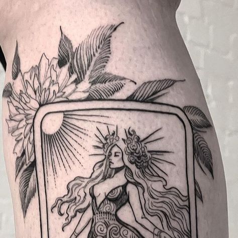 The Empress Tattoo, The Fool Tattoo, The Empress Tarot Tattoo, The Fool Tarot Tattoo, Empress Tattoo, Tarot Tattoo Ideas, Feminine Power Tattoo, Tarot Card Tattoo, Tarot Tattoo