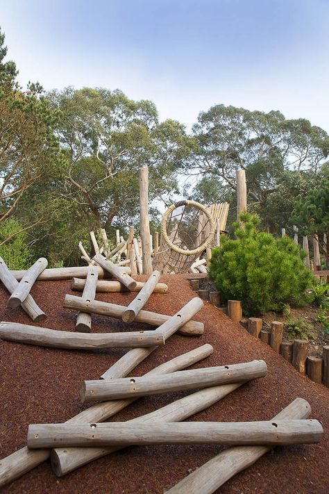 Nature Obstacle Course, Unique Playground Design, Natural Wood Playground, Small Playground Design, Unique Playground Ideas, Eco Friendly Playground, Natural Playground Backyard, Sustainable Playground, Natural Playground Diy