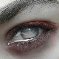 Stars | What Do Your Eyes Hold? - Quiz An Eye, The Eye, Your Eyes, A Woman, The Story, Glitter, Red, Silver, White