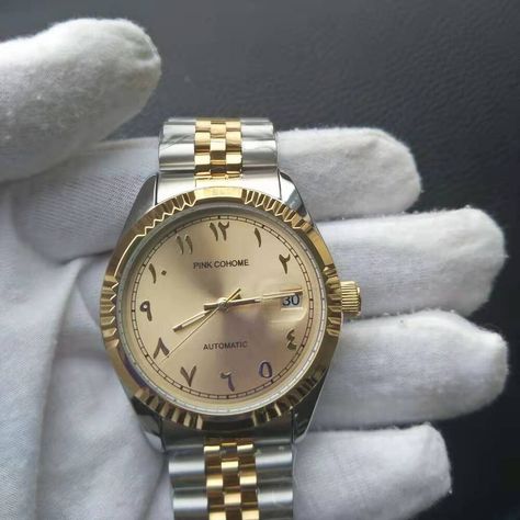 Rolex Bezel Design Gold Arabe Montres. Arabic Islamic Wristwatch Arab Numbers, Arabic Numbers, Expensive Jewelry Luxury, Bracelet Clasps, Stainless Steel Band, Wristwatch Men, Steel Watch, Watch Collection, Mechanical Watch