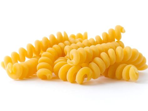 What's the Difference Between Fusilli and Rotini Pasta? Fusilli Bucati, Fusili Pasta, Curly Pasta, Twisted Pasta, Fusilli Pasta, Rotini Pasta, Salad Pasta, Food Tags, Pasta Shapes