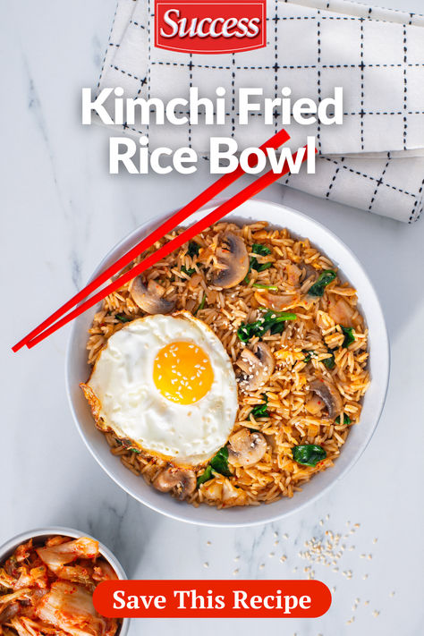 This quick and easy, Korean-inspired Kimchi Fried Rice Bowl recipe is full of flavor and ready in just 25 minutes! Kimchi Rice Bowl, Success Rice Recipes, Fried Rice Bowl, Kimchi Rice, Asian Pasta, Perfect Fried Egg, Rice Bowl Recipe, Homemade Stir Fry, Bowl Meals