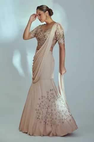 Shop for Suruchi Parakh Beige Tulle Layers Embroidered Fish-cut Draped Lehenga With Blouse for Women Online at Aza Fashions Fish Cut Lehenga, Draped Lehenga, Drape Lehenga, Lehenga With Blouse, Best Indian Wedding Dresses, Fish Cut, Eastern Fashion, Sangeet Outfit, Lehenga Designs Simple