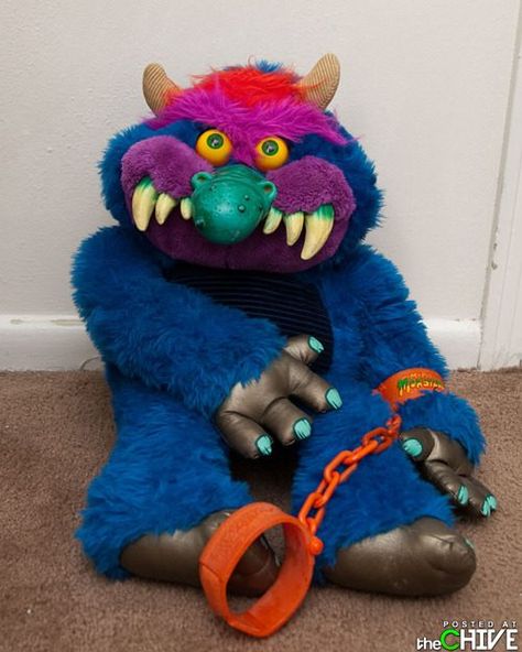 What was the name of this?!? I had one. Blast from the past Pet Names For Boyfriend, My Pet Monster, Pet Monster, Pet Monsters, Swipe File, 90s Memories, Muppet Babies, 80s Toys, American Greetings