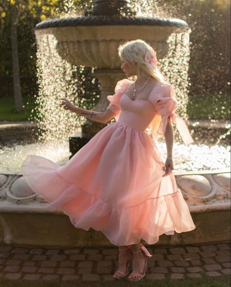 Witch's Circle, Pink Wedding Dress Short, Fanciful Doll, Cottage Core Dresses, Windsor Dress, Short Frocks, Short Puffy Sleeves, Puffy Dresses, Dress Trims