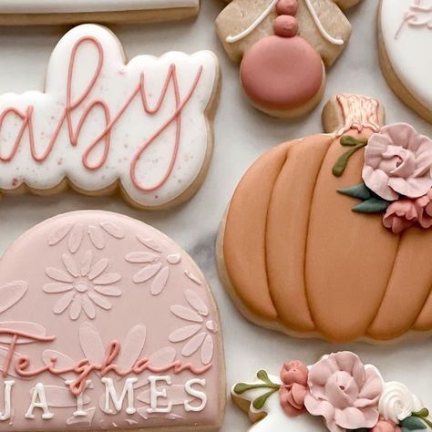 Jess Linstra on Instagram: "Only one week left to post fall cookies, and then we’re onto Christmas!! Who’s ready?! #cookies #njcookies #babyshowercookies #cookiesofinstagram #decoratedsugarcookies #pumpkinbabyshowercookies" Fall Baby Shower Cookies Girl, Bday Food, Fall Cookies, Baby Prep, Baby Shower Pumpkin, Baby Shower Cookies, Pumpkin Cookies, Baby Shower Fall