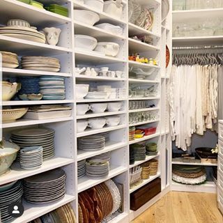 China Pantry, Party Closet, Pantry Redo, China Storage, Pantry Room, Kitchens Ideas, Houses Interior, Butler’s Pantry, Desain Pantry