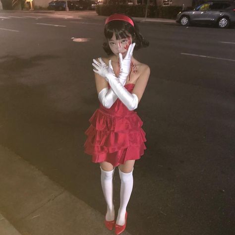 @yukisgarden dressing up as Mima Kirigoe in perfect blue (1997) Asian Halloween Ideas, Red Stuff, Halloween Parejas, Hot Halloween Outfits, Blue Costumes, Pretty Halloween Costumes, Hallowen Costume, Anime Halloween, Trendy Halloween Costumes