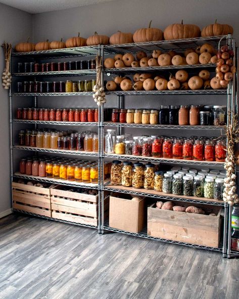 Food Storage Rooms, Casa Hobbit, Desain Pantry, Root Cellar, Hemma Diy, Hus Inspiration, घर की सजावट, Food Preservation, Pantry Design