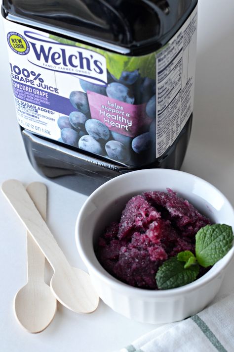 Grape Sorbet Recipe, Body Regeneration, Crowd Meals, Grape Sorbet, Welch Grape Juice, Grape Ice Cream, Sherbet Recipes, Whipped Cream Desserts, Sugared Grapes