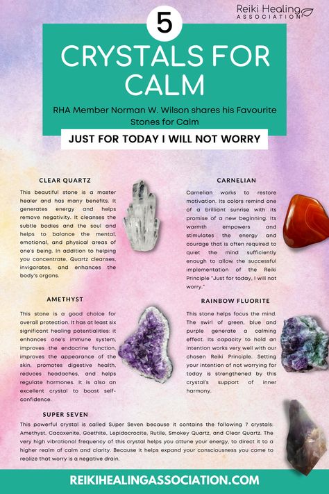 Crystal Reiki: 5 Powerful Stones to Help you Worry Less - Crystals to help with Stress and anxiety. Stones with the vibrational frequencies to bring us more peace and zen. Calming Crystals, Aura Protection, Charge Crystals, Crystal Reiki, Reiki Symbols, Reiki Stones, Energy Healing Reiki, Just For Today, Crystals Healing