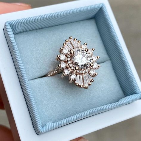 Heidi Gibson, Pear Engagement Ring Halo, Starburst Ring, Pear Moissanite Engagement Ring, White Veil, 14k Gold Wedding Ring, Round Moissanite Engagement Ring, Round Engagement Ring, Starry Eyed