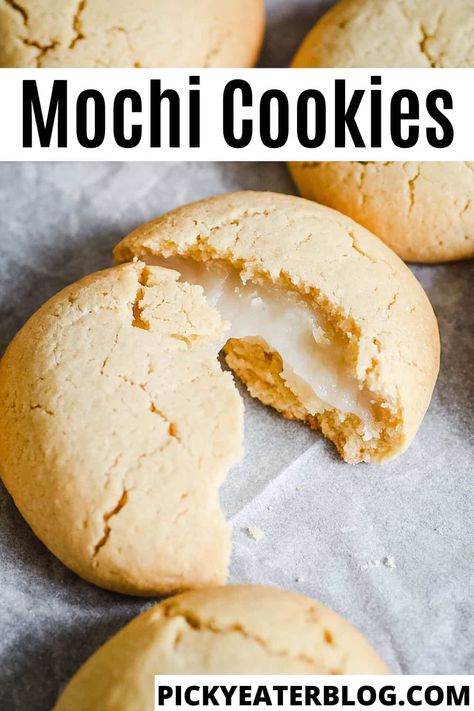 Mochi Flour Recipes Baking, Rice Cookies Recipes, Mochi Cookies Recipe, Asian Cookies Recipes, Mochi Filling Ideas, Mochiko Recipes, Mochi Cookie Recipe, Mochi Filling, Mochi Cookies