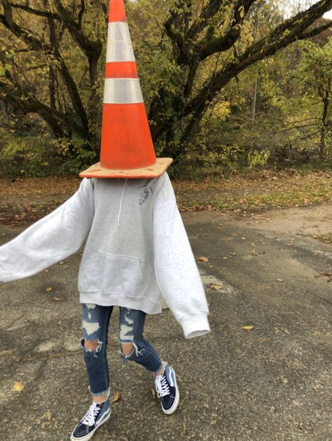 People With Traffic Cones On Their Heads, Cone Head, Weird Core Head Ideas, Traffic Cone Painting Ideas, Person With Traffic Cone On Head, Traffic Cone Object Head, Traffic Cones Aesthetic, Traffic Cone Aesthetic, Traffic Cone Head