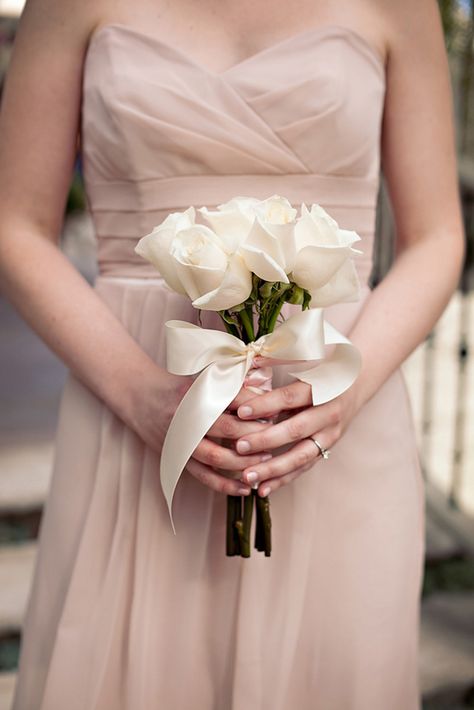 Small Bridesmaid Bouquets, Small Wedding Bouquets, White Rose Bouquet, Bridesmaid Colors, Simple Rose, Small Bouquet, White Bouquet, Bridesmaid Flowers, Bride Bouquets