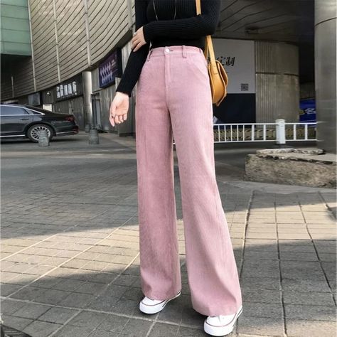 Pink Trousers Outfit, Pink Pants Outfit, Super Cute Outfits, Pink Trousers, Fall Pants, Flare Pant, Kleidung Diy, Pants Outfits, Outfit Inspiration Fall