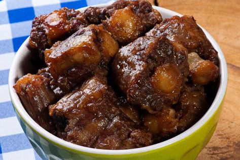 Easy Instant Pot Oxtail - A Pressure Cooker Kitchen Oxtail In Instant Pot, Instant Pot Oxtail Recipes Easy, Instapot Oxtail, Oxtail Recipes Southern Instant Pot, Oxtail Instant Pot Recipe, Oxtails In Instant Pot, Oxtail Recipes Instant Pot, Instant Pot Oxtail Recipes, Pressure Cooker Oxtail