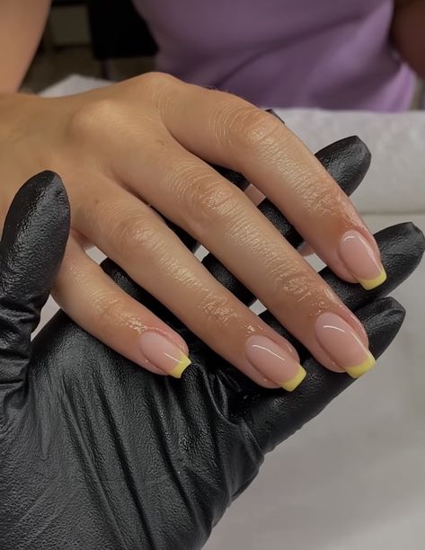 Short Classy Nails, Pale Nails, Yellow French, Milky Nails, Nagel Tips, Summery Nails, Casual Nails, School Dropout, Work Nails