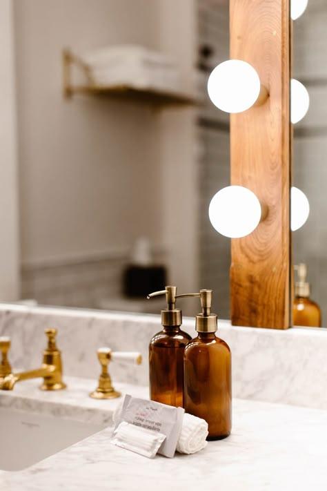 Hotel Amenities Photography, Luxury Hotel Photoshoot Ideas, Hotel Photography Room, Boutique Hotel Photography, Hotel Interior Photography, Hotel Photography Ideas, Hotel Room Shoot, Boutique Hotel Bathroom, Hotel Photo Ideas