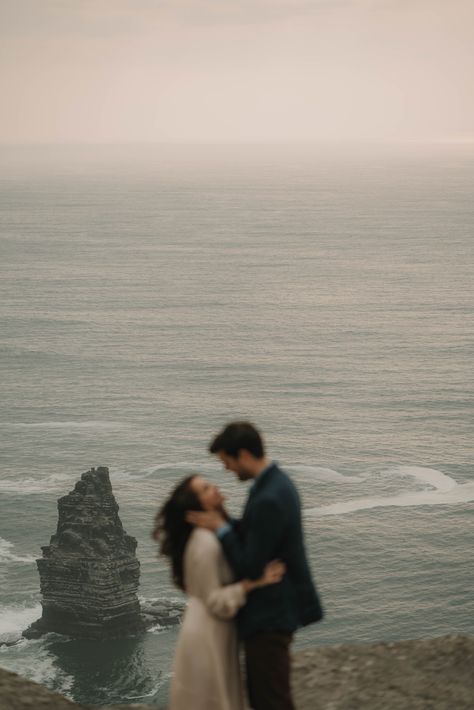 Couple Laughing, Ireland Wedding, Cliffs Of Moher, Couple Photography Poses, Photo Couple, Pre Wedding Photoshoot, Elopement Inspiration, Couple Shoot, Elopement Photography