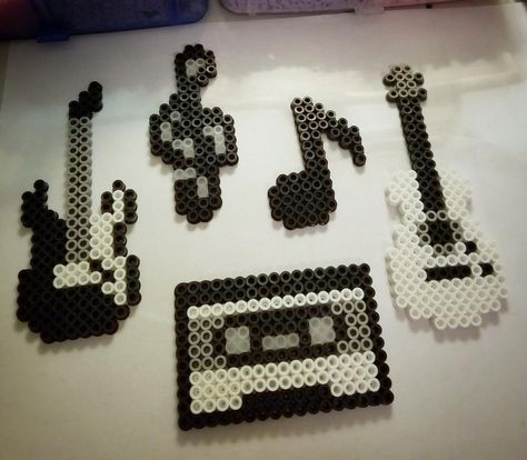 Perler Bead Magnet Patterns, Perler Bead Patterns 29x29, Perler Bead Patterns Music, Grunge Perler Bead Patterns, Tiny Perler Beads, Perler Bead Patterns Emo, Perler Bead Music, Goth Perler Beads, Melting Beads Ideas