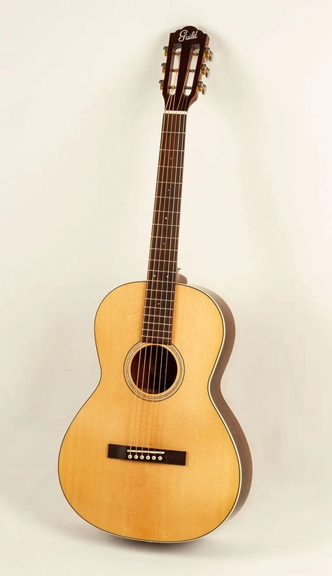 Acoustic Guitar Reference, Aucostic Guitar, Pictures Of Guitars, Acoustic Guitar Aesthetic, Acoustic Guitar Design, Guitar Reference, Vintage Guitars Acoustic, Aesthetic Guitar, Acoustic Guitar Art