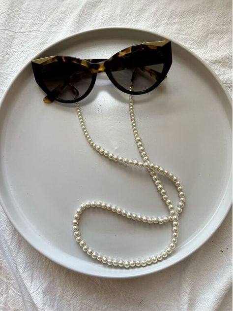 Pearl Sunglasses, Eyeglasses Chain, Eyeglass Strap, Glasses Chains, Sunglasses Chain, Sunglasses Holder, Gold Glasses, Glasses Holder, Sunglass Chain