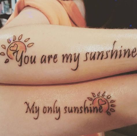 Sunshine Tattoos, Tato Nama, Tato Setengah Lengan, Tato Salib, Sunshine Tattoo, Mom Daughter Tattoos, Sunflower Tattoo Shoulder, Sunflower Tattoo Small, Tattoo Placements