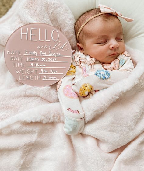 Acrylic Baby Name Sign, Acrylic Birth Announcement, Newborn Sign, Baby Birth Announcement Photos, Newborn Birth Announcements, Birth Pictures, Birth Announcement Gifts, Birth Stats Sign