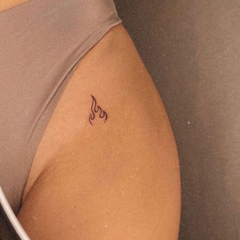 Charm Tattoo, Hidden Tattoos, Small Girl Tattoos, Petite Tattoos, Stylist Tattoos, Cute Tattoos For Women, Classy Tattoos, Discreet Tattoos, Subtle Tattoos