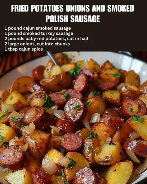 Brat Recipe, Smoked Polish Sausage, Smoked Turkey Sausage, Easy Quick Recipes, Sausage Recipes For Dinner, Sausage Ingredients, Sausage Dinner, Kielbasa Recipes, Sausage Sandwiches