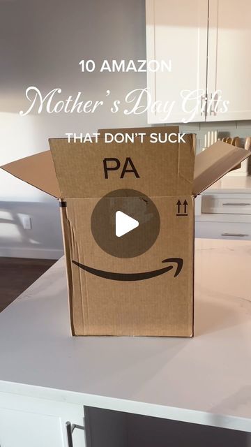 Sam Shannon on Instagram: "Gift ideas for mom & Mother’s Day shes guaranteed to love 🫶🏽💐 #amazonmothersdaygift #mothersdaygift #mothersdaygiftideas #giftformom #mothersday2024 #amazongiftideas #amazongiftguide #giftforher #bestamazonfinds #amazonfinds2024 #amazonbestsellers" Mom Gift Ideas Birthday, Mothersday Gift Ideas, Instagram Gift Ideas, Mom Gift Ideas, Easter Surprise, House Hacks, Diy Gifts For Mom, Gift Ideas For Mom, Creative Birthday Gifts