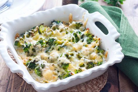 Classy Chicken Recipe, Broccoli Quinoa Casserole, Quinoa Mac And Cheese, Healthy Cheese Recipes, Quinoa Casserole, Healthy Cheese, Fried Goat Cheese, Goat Cheese Recipes, Chicken Broccoli Casserole