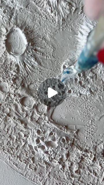 artist Yuliia Kiselova on Instagram: "The moon with texture paste.   🙌🏻 I’m still on a quest to find my all-purpose and best texture blend, and it takes time and desire.   #art #artist #artworks #texturepainting #texturemoon #moonpainting #moonlight #moonart #texturing #Putty, relief, bas-relief, cosmos , space, painting, decor, ideas" Moon Painting With Texture, Texture Paste Art Ideas, Moon Texture Art, Painting Decor Ideas, Moon Art Painting, Putty Art, Moon Texture, Cosmos Space, Moon Surface