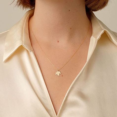 GELIN 14K Yellow Gold Flower Necklace for Women Leaf-shaped Yellow Gold Necklace For Gift, Leaf-shaped Yellow Gold Necklace, Fall Necklaces, Canada Leaf, Maple Leaf Necklace, Canadian Maple Leaf, Fine Gold Jewelry, Canadian Maple, Solid Gold Chains