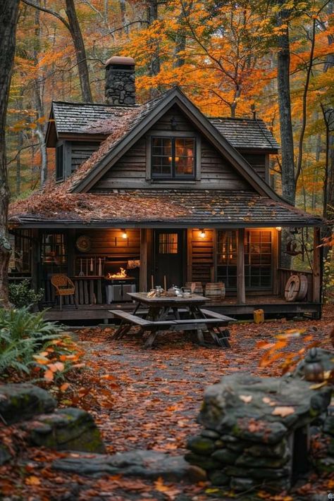 🍁🧡🍂🍁🧡🍂🍁🧡🍂 Wooden Cabins Forest, Amazing Cabins In The Woods, Dreamy Cabin In The Woods, Woodsy Cottage Exterior, Log Cabin Outside, A Frame Cabin Design, Tiny Home In Woods, House In The Woods Aesthetic, Forest Cabin Aesthetic